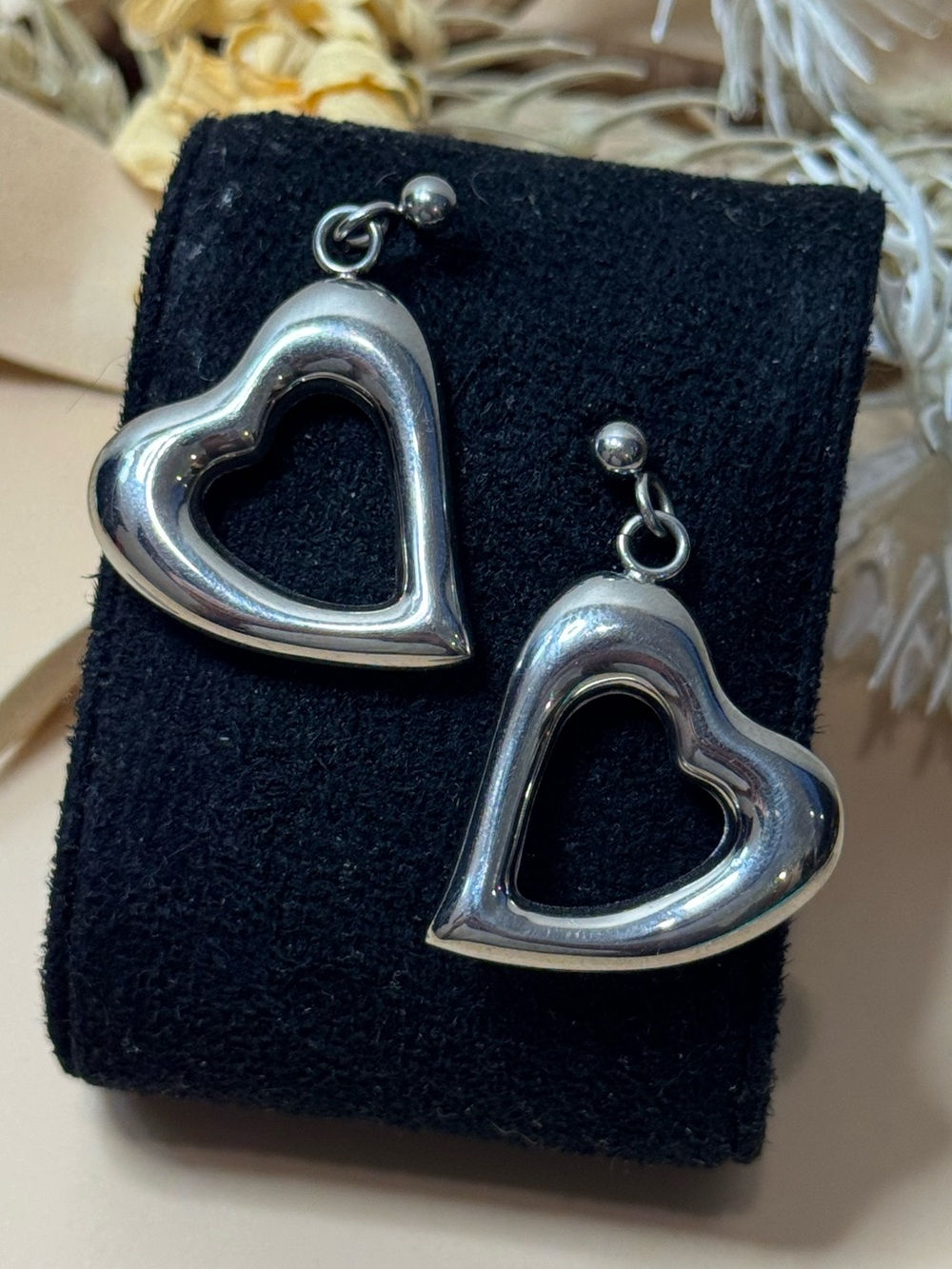 Silver Tone Open Heart Dangle Drop Earrings Y2K Statement Jewelry
